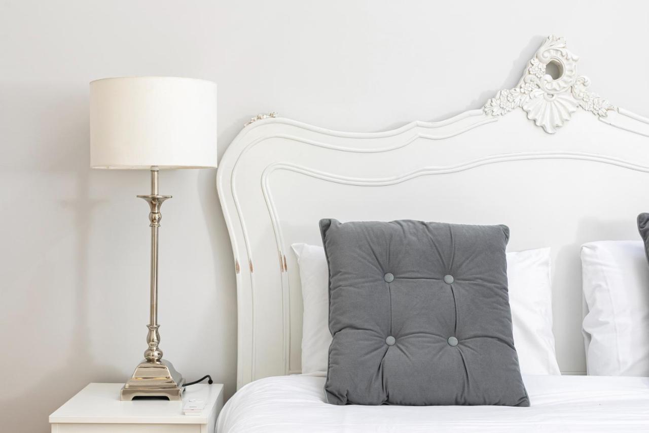 Penthousestays Notting Hill - Spacious 3 Bedroom King Bed Apartment - Near Portobello Road & Kensington High Street Londen Buitenkant foto